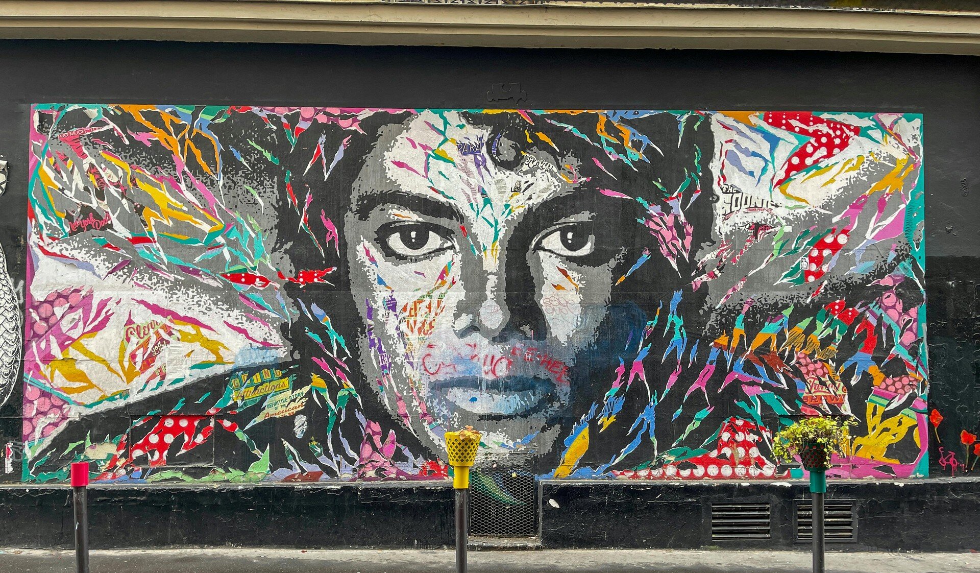 Michael Jackson street art mural painting - iconic King of Pop portrait